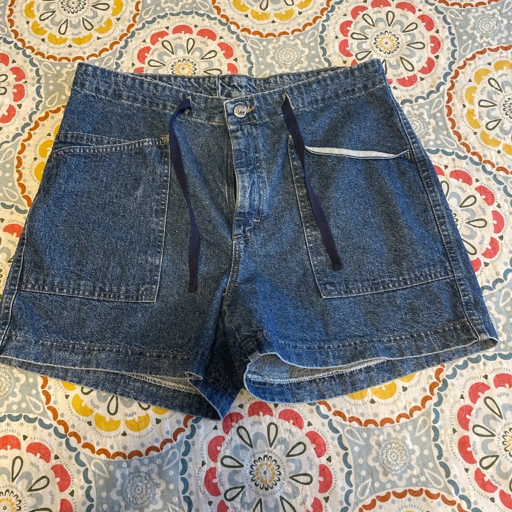 Vintage riveted Lee denim short